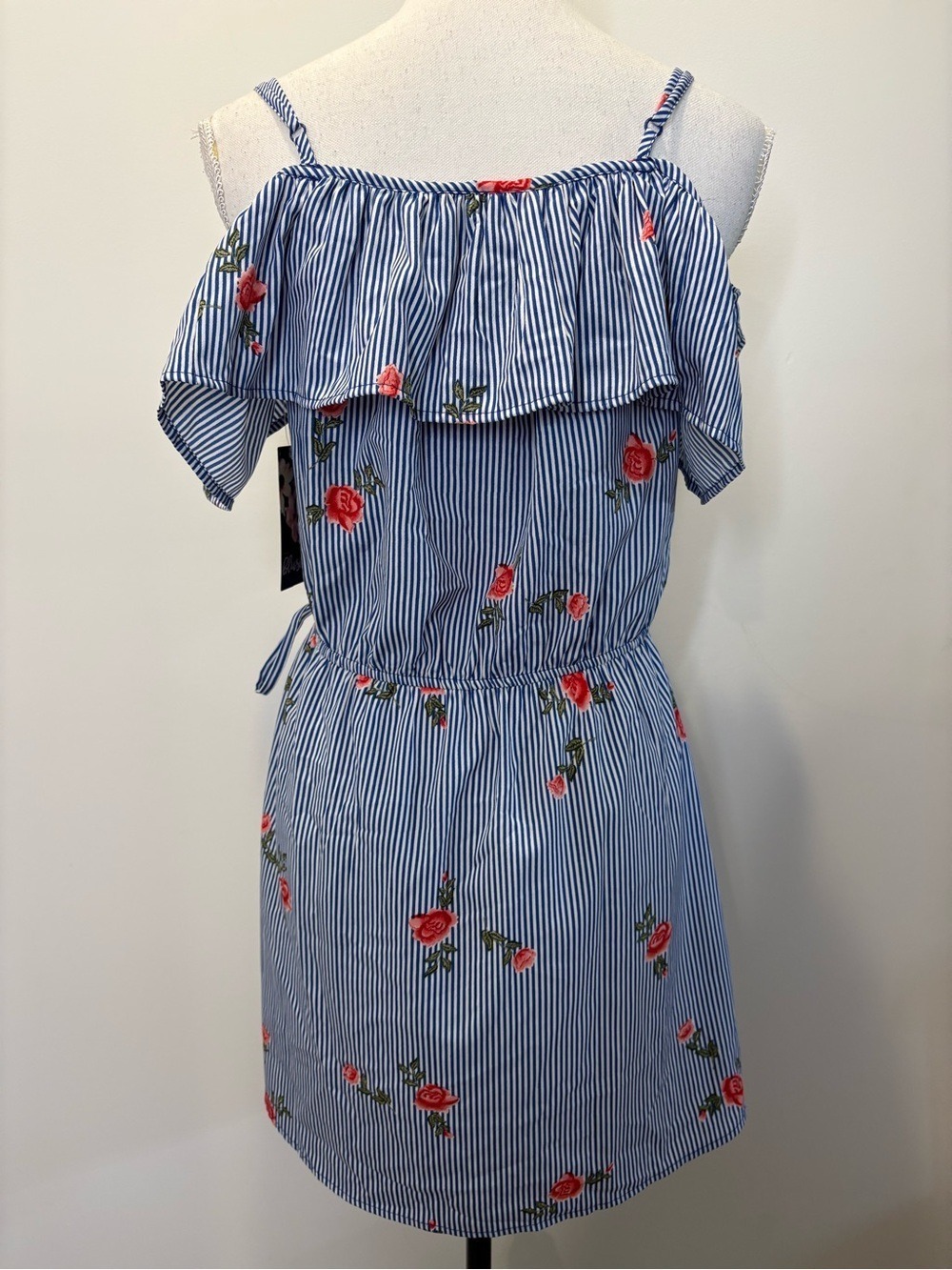 Hint of Blush Blue White Stripe Floral Cold Shoulder Ruffle Dress Size Large NWT - Picture 4 of 11